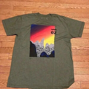 ❤️2/$25❤️[XL]Ezekiel Green SS Shirt- All We Have is  Now